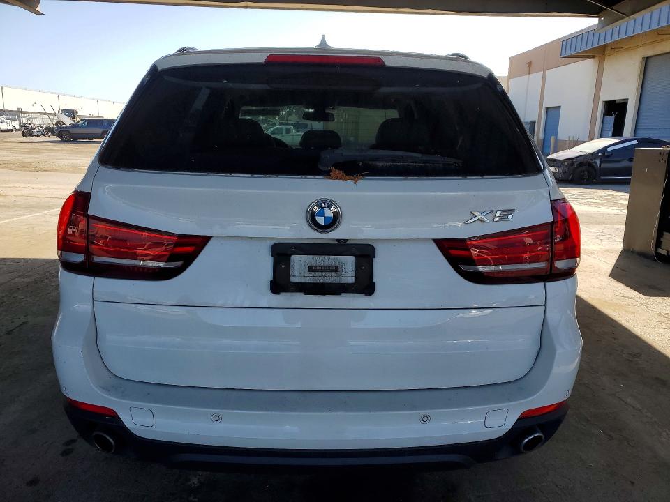 2014 BMW X5 VIN 5UXKR2C55E0C00883 COPART salvage auction — MINOR DENT/SCRATCHES, Mt - Dis/Dlr/Exp Only Clean Title, sold $2,800 on 2026-07-02 (photo 6)
