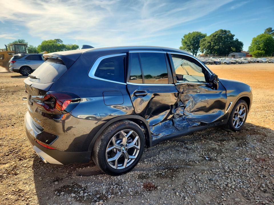 2024 BMW X3 VIN WBX47DP09RN273824 COPART salvage auction — SIDE, Al - Cert Of Title-Salvage Title, sold $14,100 on 2026-07-29 (photo 3)
