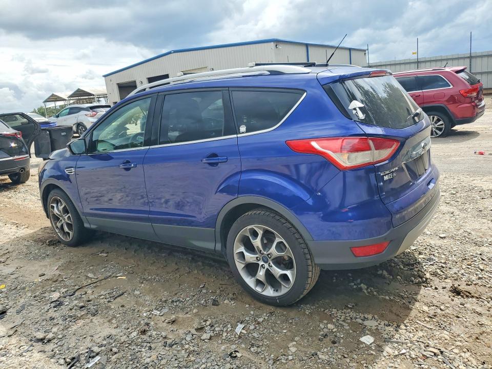 2014 Ford Escape VIN 1FMCU0JX5EUC06682 COPART salvage auction — Burn Engine, GA - SALVAGE/FIRE DAMAGE, sold $250 on 2026-07-03 (photo 2)