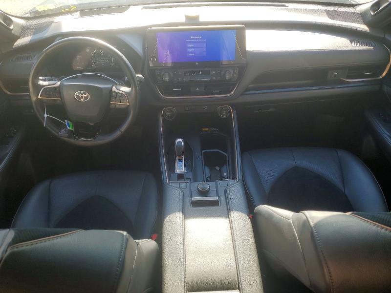 2024 Toyota Highlander VIN 5TDADAB58RS004699 COPART salvage auction — FRONT END, Il - Certificate Of Title, sold $13,100 on 2026-07-21 (photo 8)