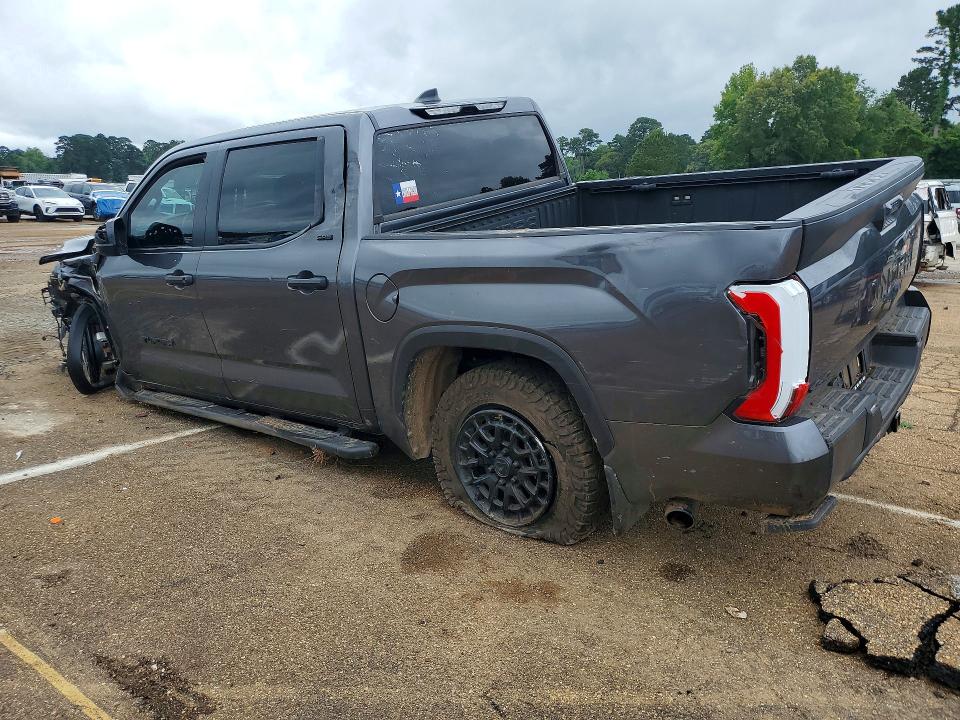 2025 Toyota Tundra VIN 5TFLA5DB8SX333382 COPART salvage auction — FRONT END, Tx - Salvage Vehicle Title, sold $15,700 on 2026-07-13 (photo 2)