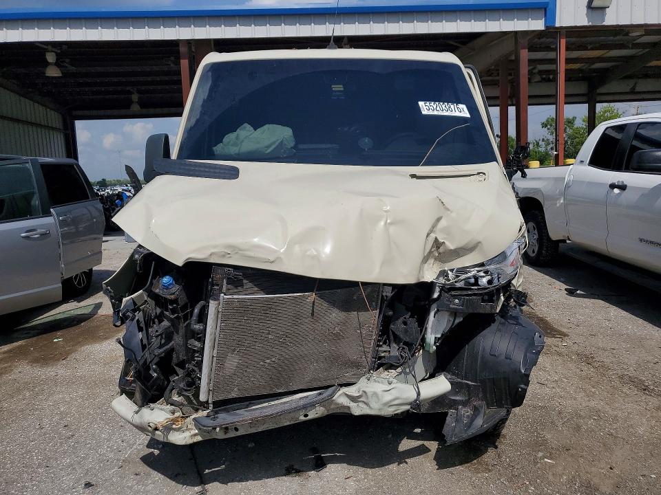 2024 Mercedes-benz VIN W1Y4KBHY8RT176366 COPART salvage auction — ROLLOVER, Fl - Certificate Of Destruction, sold $2,350 on 2026-07-31 (photo 5)