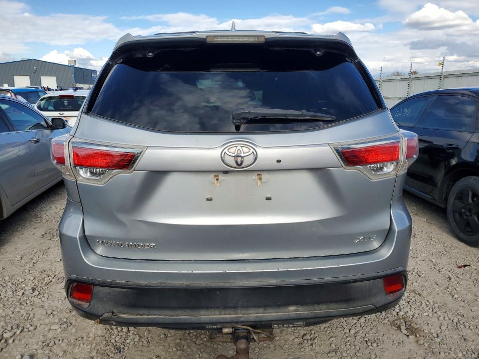 2015 Toyota VIN 5TDKKRFH4FS096242 COPART salvage auction — FRONT END, UT - SALVAGE CERTIFICATE, sold $6,600 on 2026-07-21 (photo 6)