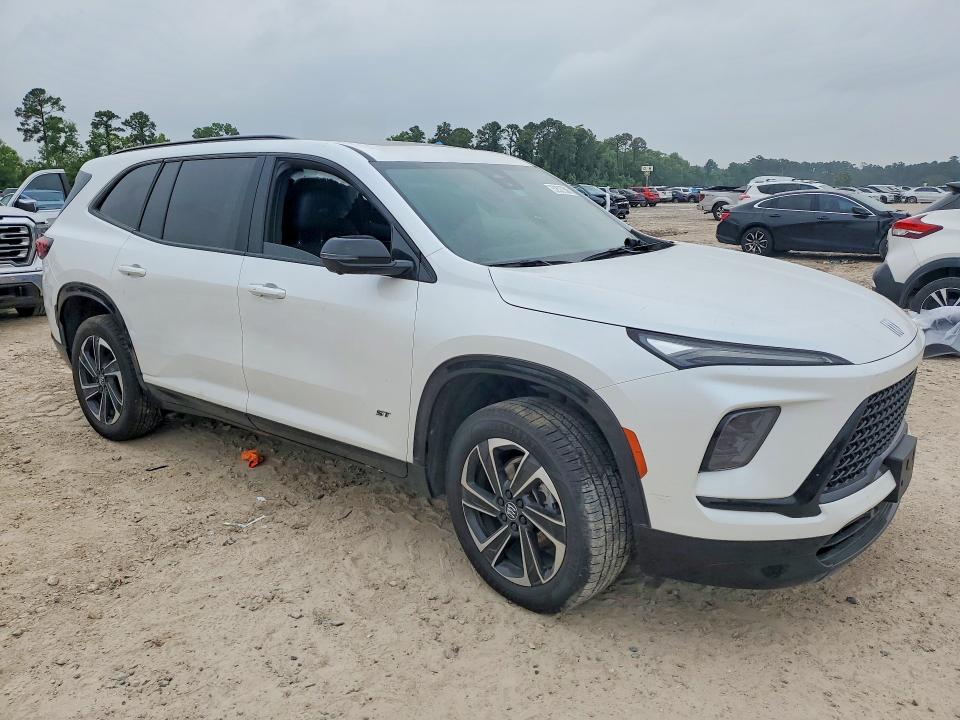 2025 Buick Enclave VIN 5GAERBRS4SJ160327 COPART salvage auction — SIDE, Tx - Salvage Vehicle Title, sold $13,000 on 2026-07-14 (photo 4)