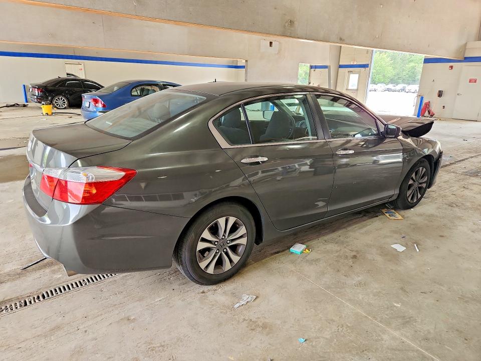 2013 Honda Accord VIN 1HGCR2F36DA134464 COPART salvage auction — FRONT END, VA - CERT OF TITLE - SALVAGE, sold $1,100 on 2026-07-02 (photo 3)