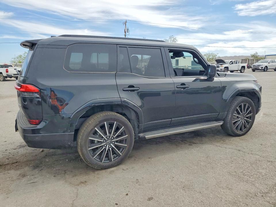 2024 Lexus Gx VIN JTJVBCDX7R5014712 COPART salvage auction — MINOR DENT/SCRATCHES, Tx - Certificate Of Title, sold $35,500 on 2026-07-24 (photo 3)