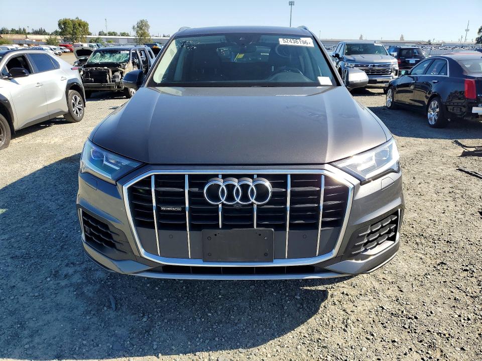 2020 Audi Q7 VIN WA1LXAF7XLD002820 COPART salvage auction — NORMAL WEAR, CA - DIS/DLR/EXP ONLY CLEAN TITLE, sold $13,100 on 2026-07-07 (photo 5)