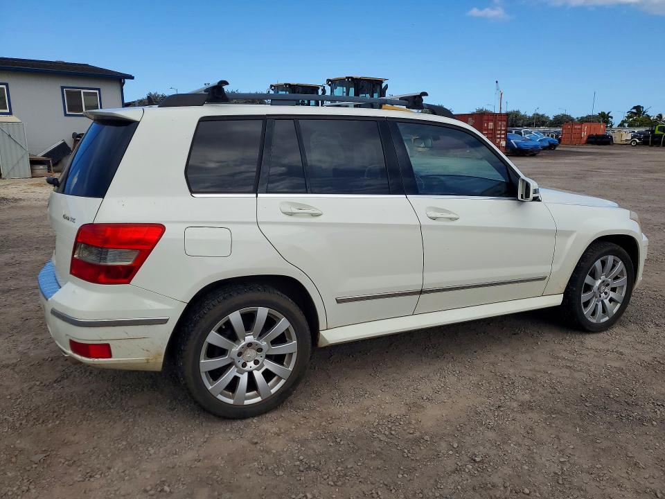 2010 Mercedes-benz Glk-klasse VIN WDCGG8HB9AF438961 COPART salvage auction — WATER/FLOOD, Hi - Certificate Of Salvage, sold $2 on 2026-07-27 (photo 3)