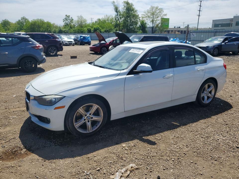 2013 BMW 3er VIN WBA3B5C57DF599023 COPART salvage auction — SIDE, Il - Salvage Certificate, sold $2,250 on 2026-07-31 (photo 1)