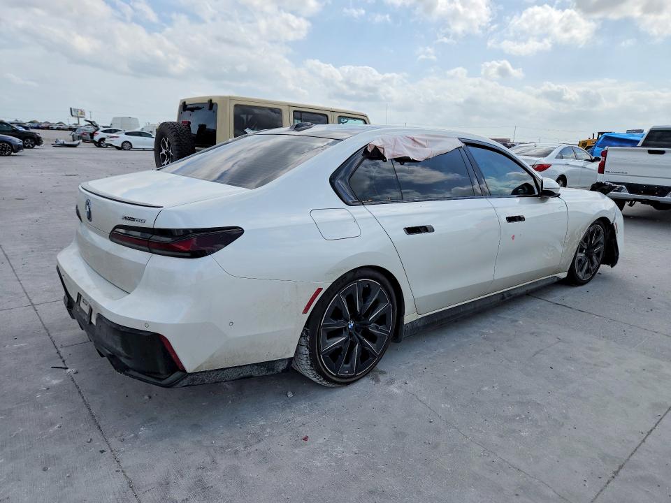 2023 BMW I7 VIN WBY53EJ07PCL81006 COPART salvage auction — FRONT END, Tx - Salvage Vehicle Title, sold $31,000 on 2026-08-11 (photo 3)
