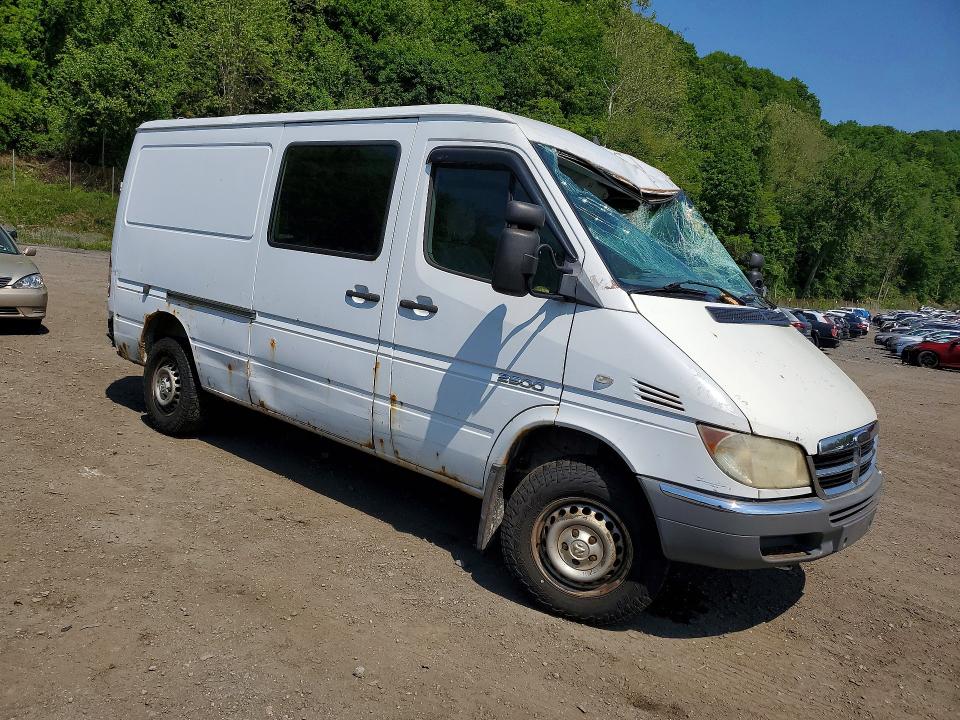 2006 Dodge Sprinter VIN WD0PD644065853973 COPART salvage auction — ROOF, NY - MV-907A SALVAGE CERTIFICATE, sold $450 on 2026-07-16 (photo 4)