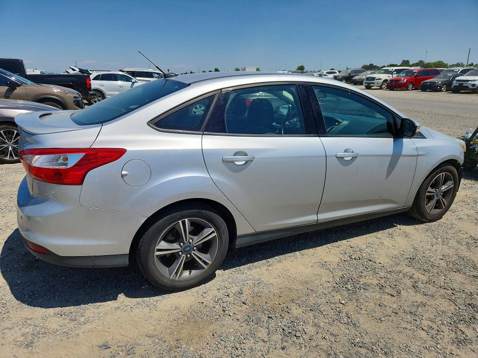 2014 Ford Focus VIN 1FADP3F29EL375355 COPART salvage auction — FRONT END, Ca - Salvage Certificate, sold $450 on 2026-07-02 (photo 3)