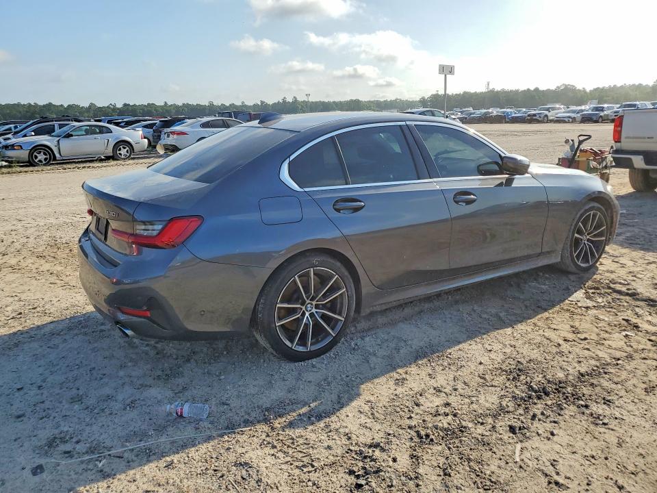 2020 BMW 3er VIN 3MW5R1J07L8B39730 COPART salvage auction — WATER/FLOOD, Tx - Salvage Title-Flood Damage, sold $7,100 on 2026-07-10 (photo 3)