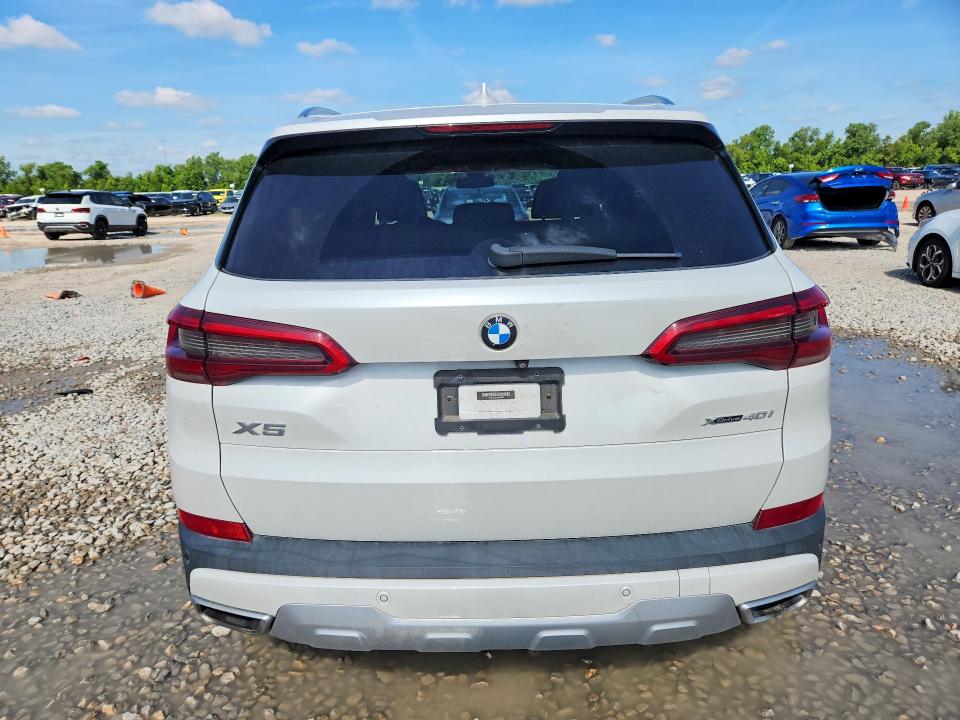 2019 BMW VIN 5UXCR6C5XKLK85383 COPART salvage auction — UNDERCARRIAGE, Tx - Salvage Vehicle Title, sold $14,100 on 2026-07-10 (photo 6)