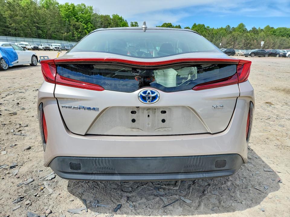 2022 Toyota Prius VIN JTDKAMFP7N3211137 COPART salvage auction — FRONT END, VA - CERT OF TITLE - SALVAGE, sold $5,200 on 2026-07-27 (photo 6)