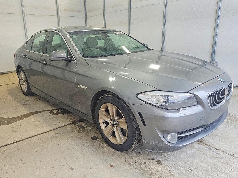 2012 BMW 5 series VIN WBAXG5C50CDY29918 COPART salvage auction — MINOR DENT/SCRATCHES, GA - CERT OF TITLE-MANUFCTR BUYBACK, sold $1,700 on 2026-07-09 (photo 4)