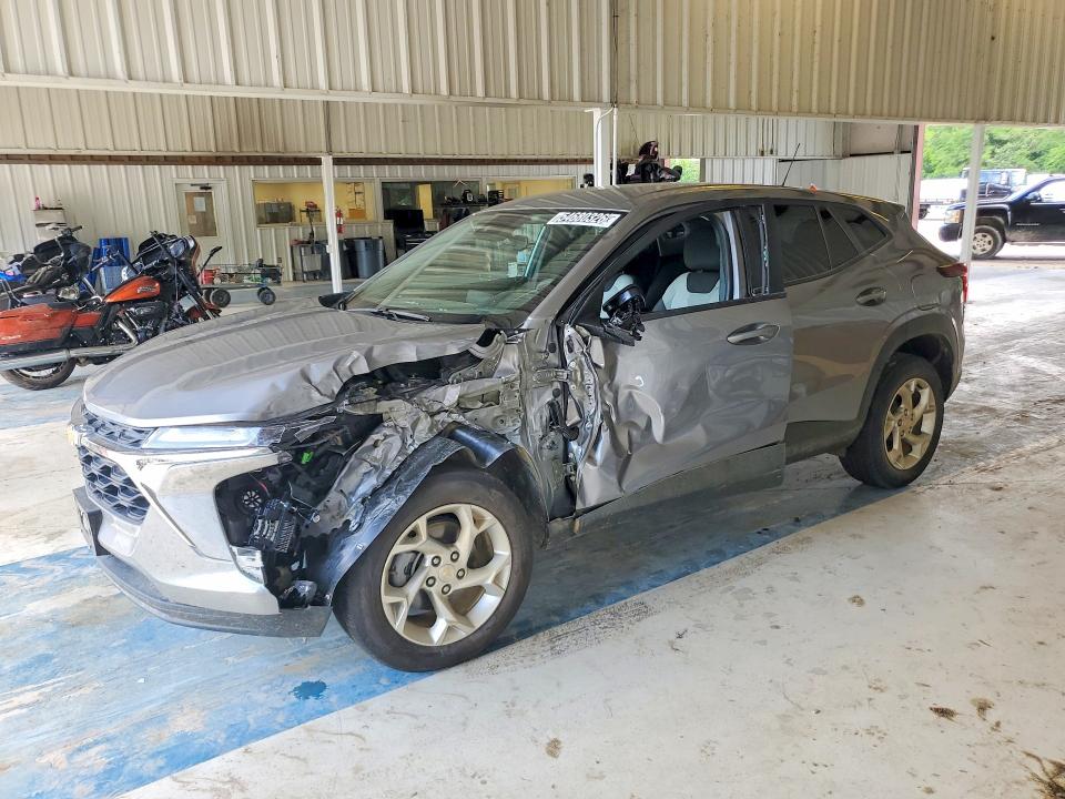 2025 Chevrolet Trax VIN KL77LFEP4SC336134 COPART salvage auction — FRONT END, Ms - Cert Of Title-Salvaged, sold $2,850 on 2026-07-06 (photo 1)