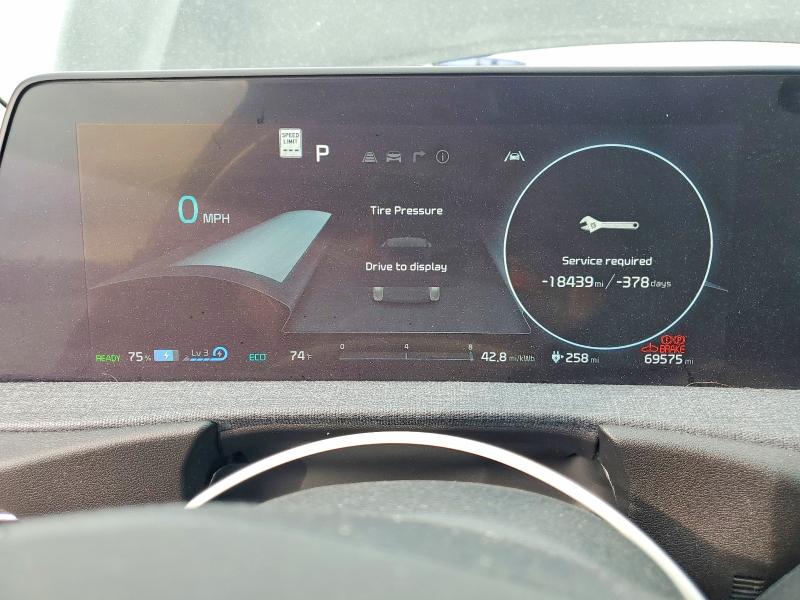 2022 Kia Ev6 VIN KNDC34LA3N5056699 COPART salvage auction — MINOR DENT/SCRATCHES, Tx - Salvage Vehicle Title, sold $11,900 on 2026-07-30 (photo 9)