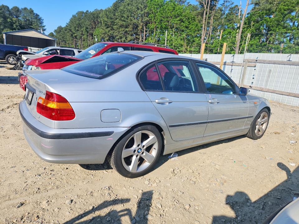 2004 BMW 3er VIN WBAEV33494KR30395 COPART salvage auction — FRONT END, Md - Cert Of Salvage > 75% Damage, sold $225 on 2026-07-14 (photo 3)