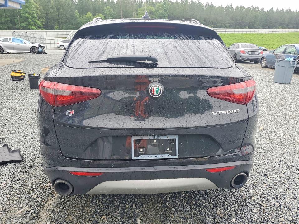 2018 Alfa romeo Stelvio VIN ZASFAKPN8J7B74581 COPART salvage auction — FRONT END, Nc - Salvage Certificate Of Title, sold $2,700 on 2026-08-20 (photo 6)