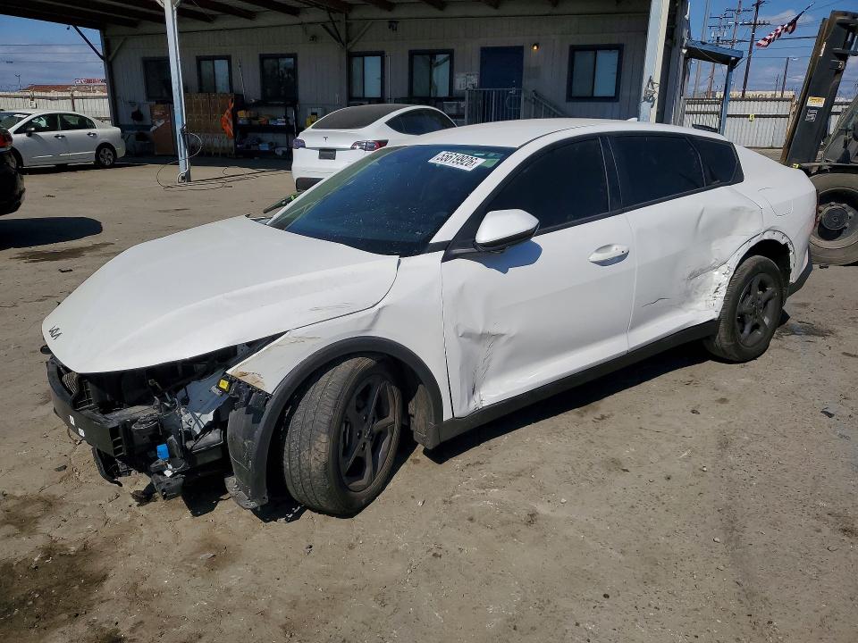 2025 Kia VIN 3KPFT4DE1SE091529 COPART salvage auction — FRONT END, Ca - Salvage Certificate, sold $3,100 on 2026-07-23 (photo 1)