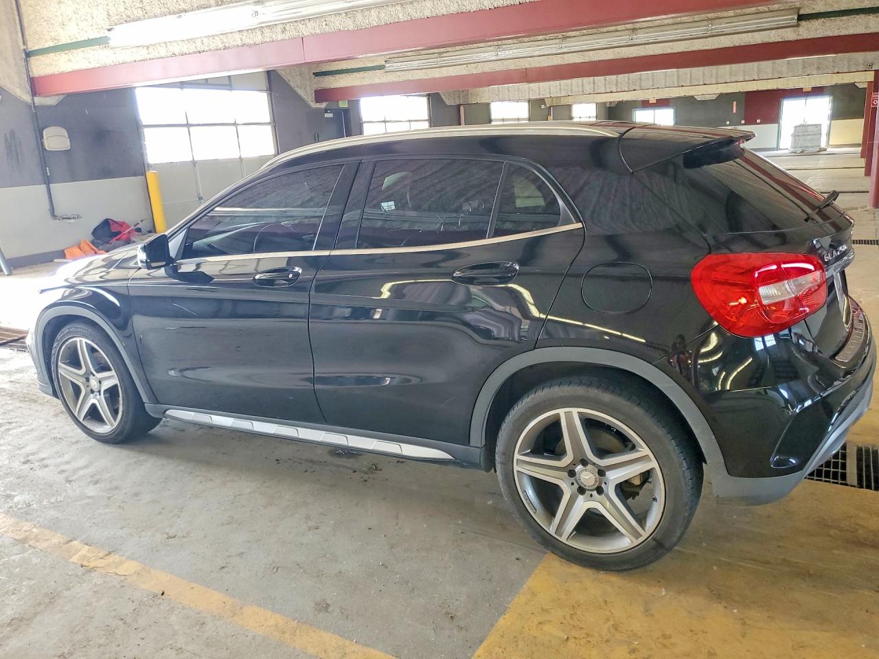 2015 Mercedes-Benz GLA-Class VIN WDCTG4GBXFJ109084 COPART salvage auction — Minor Dent/Scratches, IN - CERTIFICATE OF TITLE, sold $3,000 on 2026-07-09 (photo 2)