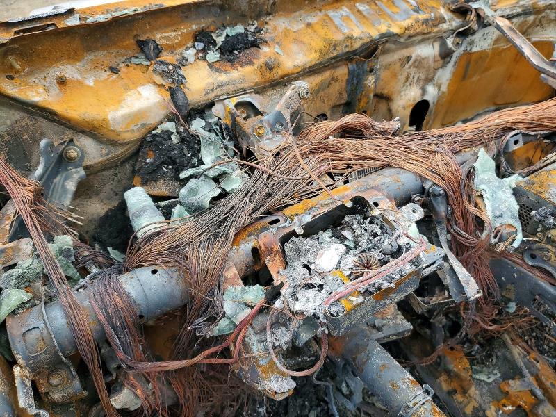 2015 Toyota Prius VIN JTDKN3DU6F1969426 COPART salvage auction — BURN, Ms - Cert Of Title-Salvaged, sold $250 on 2026-07-10 (photo 9)