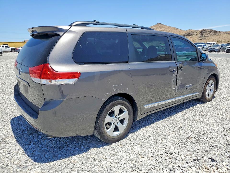 2013 Toyota VIN 5TDKK3DC5DS312827 COPART salvage auction — SIDE, Nv - Salvage Title, sold $1,750 on 2026-07-13 (photo 3)