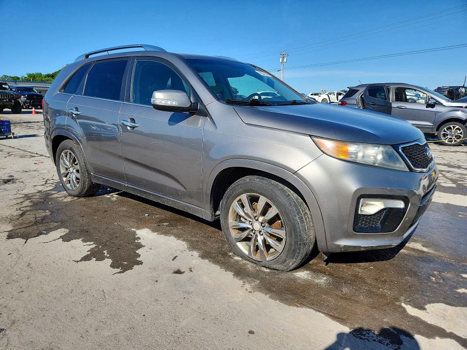 2013 Kia Sorento VIN 5XYKW4A21DG397524 COPART salvage auction — FRONT END, Tn - Salvage Certificate, sold $850 on 2026-07-13 (photo 4)
