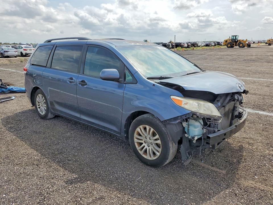 2014 Toyota Sienna VIN 5TDYK3DC2ES508123 COPART salvage auction — FRONT END, Fl - Cert Of Title Slvg Rebuildable, sold $2,700 on 2026-07-27 (photo 4)