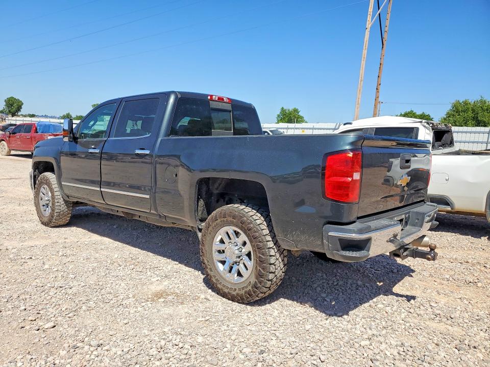 2017 Chevrolet Silverado 2500 VIN 1GC1KWEYXHF126911 COPART salvage auction — MINOR DENT/SCRATCHES, TX - CERTIFICATE OF TITLE, sold $9,100 on 2026-07-07 (photo 2)
