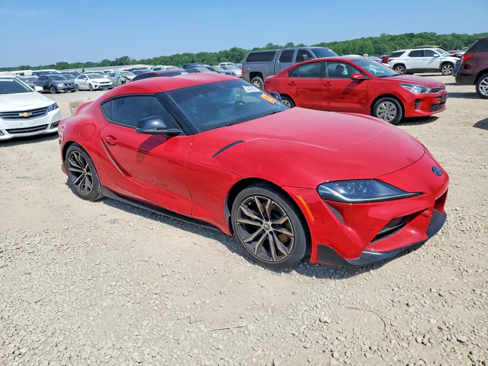 2022 Toyota Supra VIN WZ1DB2C0XNW046749 COPART salvage auction — NORMAL WEAR, Mo - Salvage Certificate Of Title, sold $5,000 on 2026-08-06 (photo 4)