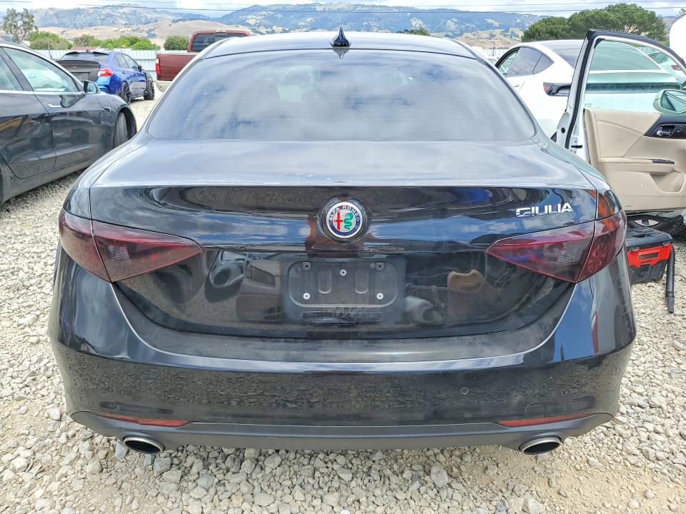 2017 Alfa romeo Giulia VIN ZARFAECN3H7551513 COPART salvage auction — REAR END, Ca - Salvage Certificate, sold $4,050 on 2026-07-23 (photo 6)
