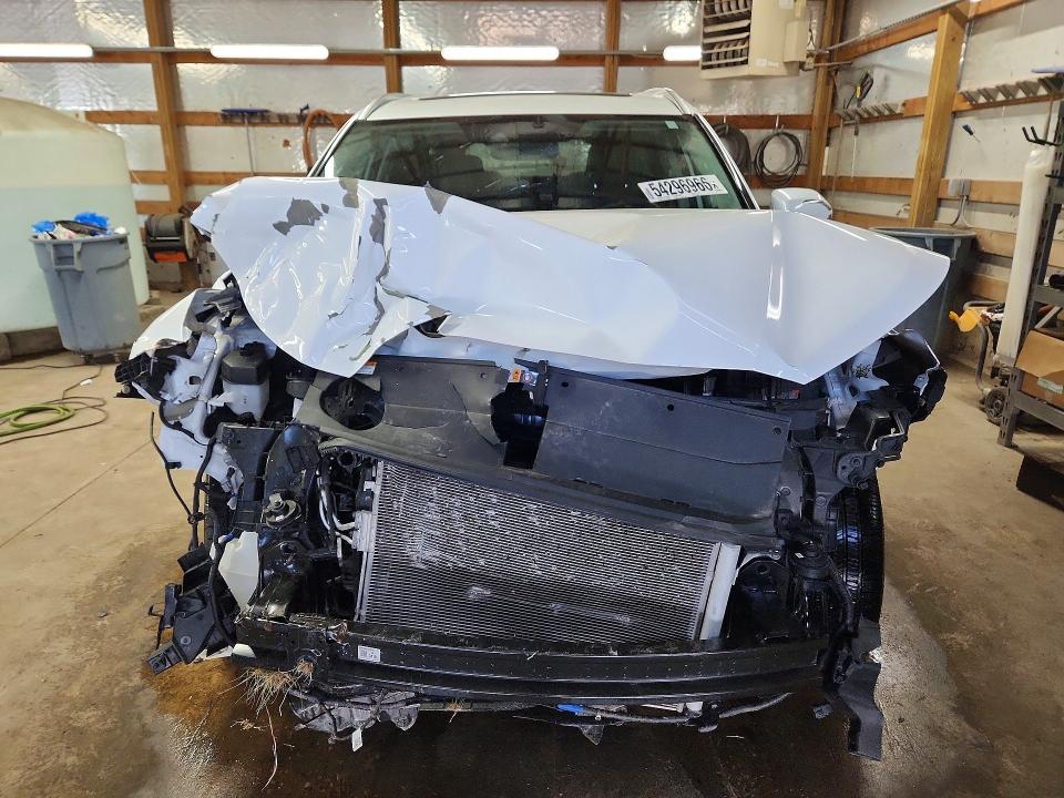 2022 Hyundai VIN KM8R5DHE6NU372857 COPART salvage auction — FRONT END, Il - Salvage Certificate, sold $4,400 on 2026-07-20 (photo 5)