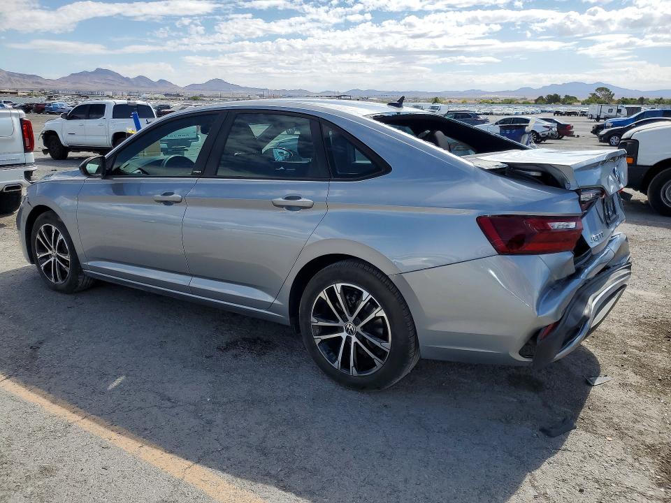 2024 Volkswagen Jetta VIN 3VWBM7BU4RM073689 COPART salvage auction — REAR END, Nv - Salvage Title, sold $3,650 on 2026-07-30 (photo 2)