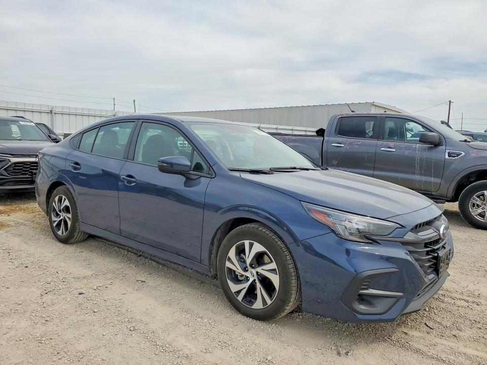 2025 Subaru LEGACY VIN 4S3BWAC68S3033391 COPART salvage auction — HAIL, Ia - Cert Of Title-Salvage Title, sold $10,800 on 2026-07-08 (photo 4)
