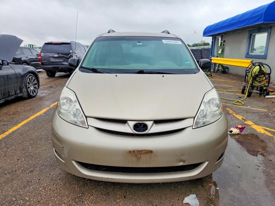 2010 Toyota Sienna VIN 5TDKK4CC2AS313565 COPART salvage auction — FRONT END, KS - DUPLICATE TITLE, sold $725 on 2026-07-20 (photo 5)