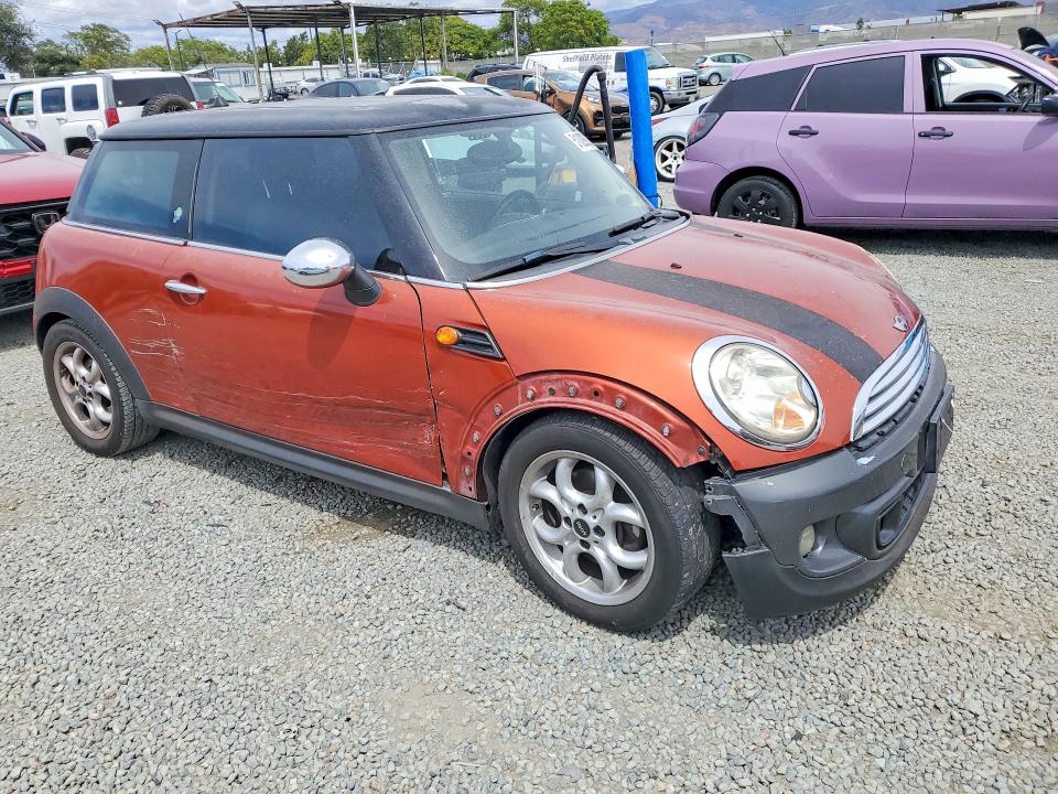 2011 Mini Cooper VIN WMWSU3C58BTX96176 COPART salvage auction — SIDE, CA - SALVAGE CERTIFICATE, sold $300 on 2026-07-28 (photo 4)