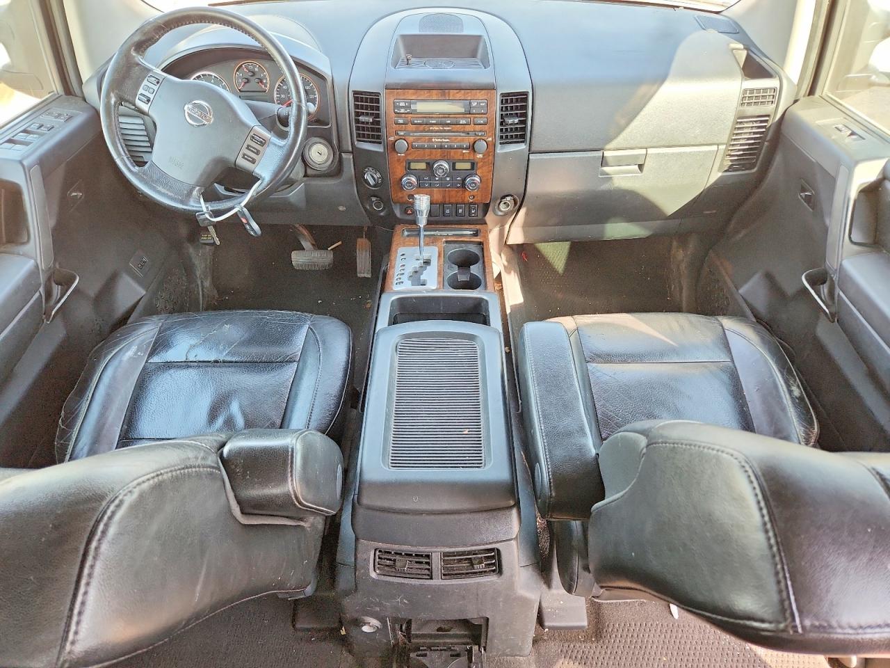 2011 Nissan Titan VIN 1N6AA0EC5BN302469 COPART salvage auction — Front End, IL - SALVAGE CERTIFICATE, sold $550 on 2026-07-02 (photo 8)