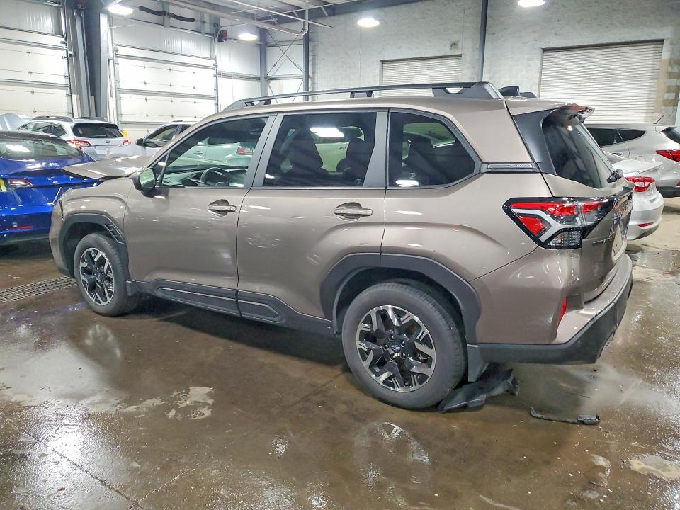 2025 Subaru Forester VIN JF2SLDDC4SH428025 COPART salvage auction — FRONT END, Mn - Cert Of Title-Salvage, sold $6,100 on 2026-07-14 (photo 2)