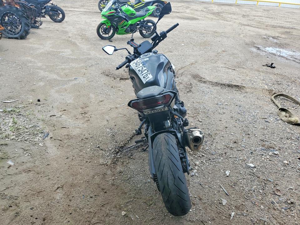 2025 Kawasaki Zr VIN ML5ZRDS16SDA00054 COPART salvage auction — SIDE, Tx - Salvage Vehicle Title, sold $3,100 on 2026-07-23 (photo 4)