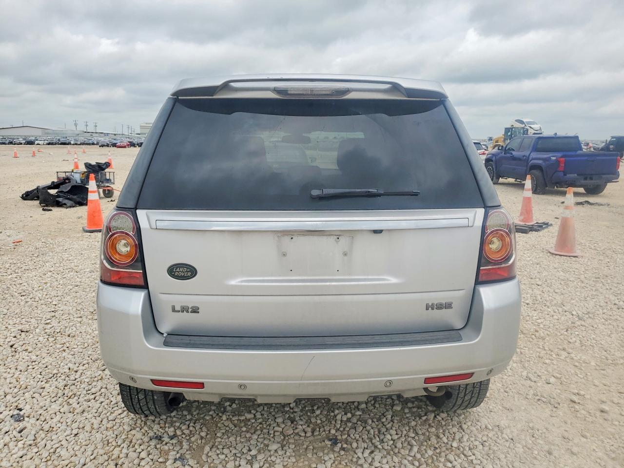 2015 Land Rover LR2 VIN SALFR2BG7FH424297 COPART salvage auction — Mechanical, TX - CERTIFICATE OF TITLE (P), sold $1,250 on 2026-07-09 (photo 6)
