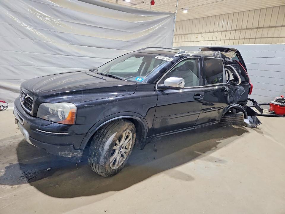 2014 Volvo Xc90 VIN YV4952CZ9E1690862 COPART salvage auction — REAR END, Nh - Cert Of Title-Salvage, sold $350 on 2026-08-04 (photo 1)