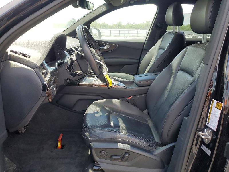 2017 Audi Q7 VIN WA1LAAF75HD013409 COPART salvage auction — MINOR DENT/SCRATCHES, Ca - Dis/Dlr/Exp Only Clean Title, sold $6,500 on 2026-07-29 (photo 7)