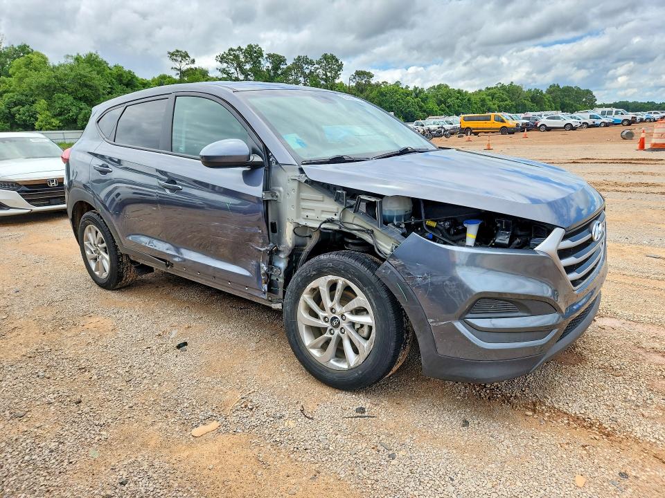 2018 Hyundai Tucson VIN KM8J23A43JU635317 COPART salvage auction — FRONT END, Fl - Cert Of Title Slvg Rebuildable, sold $350 on 2026-07-28 (photo 4)