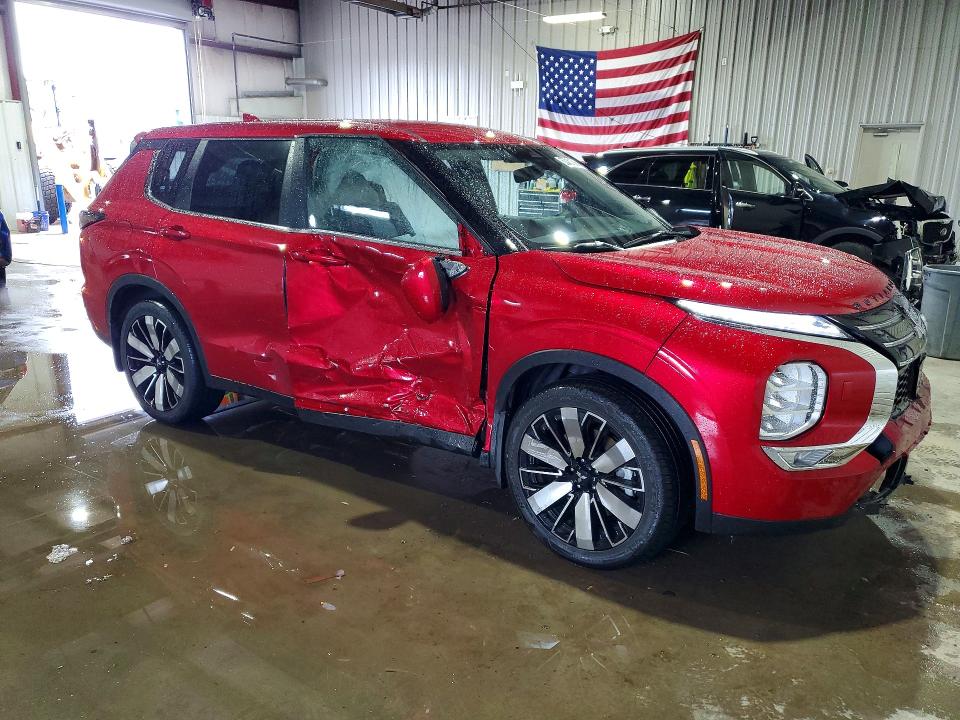 2025 Mitsubishi Outlander VIN JA4J4VA81SZ032118 COPART salvage auction — SIDE, Pa - Certificate Of Salvage, sold $10,000 on 2026-07-22 (photo 4)