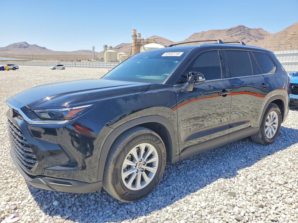 2025 Toyota Highlander VIN 5TDACAB50SS045319 — COPART salvage auction photo