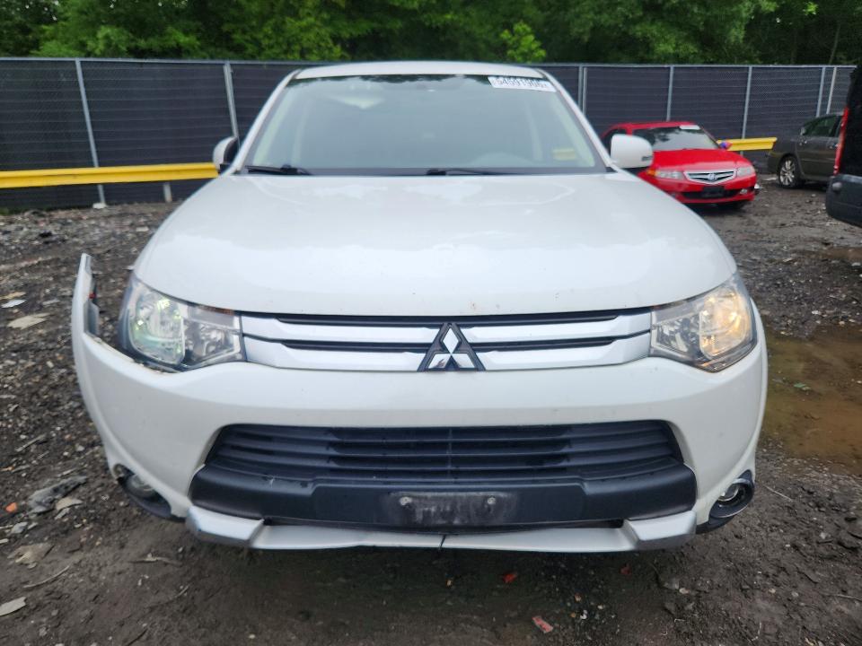 2015 Mitsubishi VIN JA4AD3A39FZ004226 COPART salvage auction — REAR END, Md - Cert Of Salvage > 75% Damage, sold $1,250 on 2026-07-24 (photo 5)