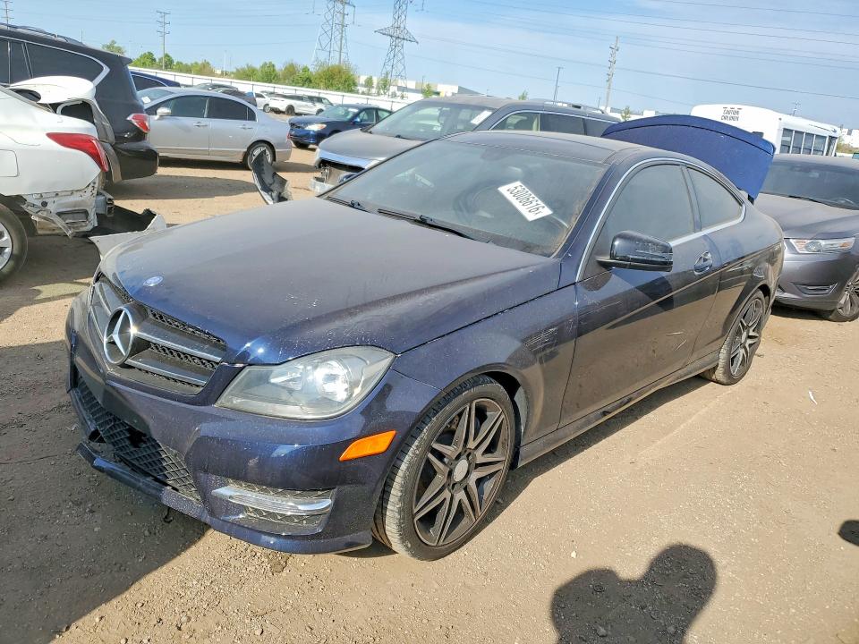 2014 Mercedes-benz C-klasse VIN WDDGJ4HB7EG162964 COPART salvage auction — REAR END, Il - Salvage Certificate, sold $550 on 2026-07-23 (photo 1)