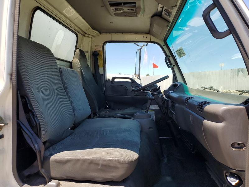 2005 Isuzu Npr VIN JALB4B16157012456 COPART salvage auction — MINOR DENT/SCRATCHES, CA - CERT OF TITLE-SALVAGED, sold $2,500 on 2026-07-29 (photo 6)